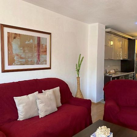 Zogu Apartments - City Center Prishtinë Luaran gambar