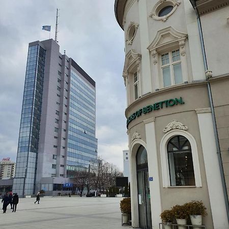 Zogu Apartments - City Center Prishtinë Luaran gambar