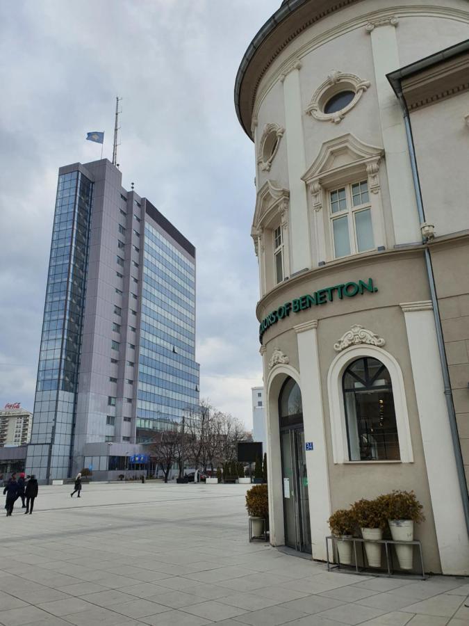 Zogu Apartments - City Center Prishtinë Luaran gambar